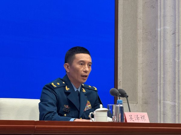 启运配资 9月3日阅兵展示的我国新型武器装备有三个特点